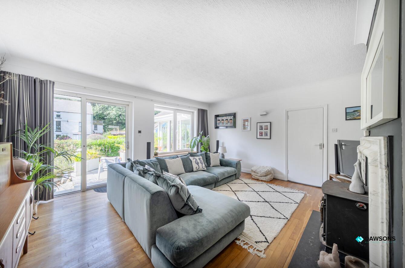 Rotherslade Road, Langland, Swansea, SA3 4QW